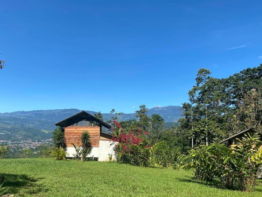 Hotel Hacienda Monteclaro Turrialba Zewnętrze zdjęcie