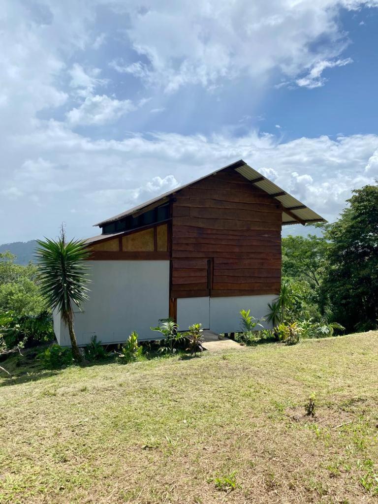Hotel Hacienda Monteclaro Turrialba Zewnętrze zdjęcie